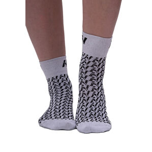 NEBBIA “HI-TECH” N-pattern crew ponožky 130 Grey Barva: Šedá, Velikost: 39-42